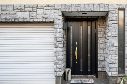 Trolley-Controlled Operators